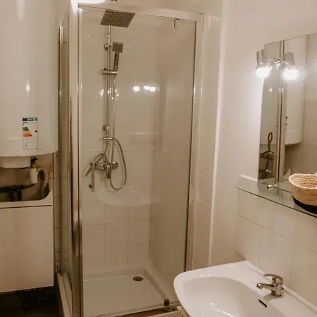 Studio De Plain-pied Avec Terrasse Et Jardin Apartment Saint-Meard-de-Gurcon