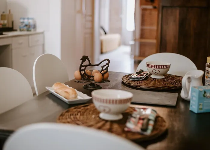 Studio De Plain-pied Avec Terrasse Et Jardin