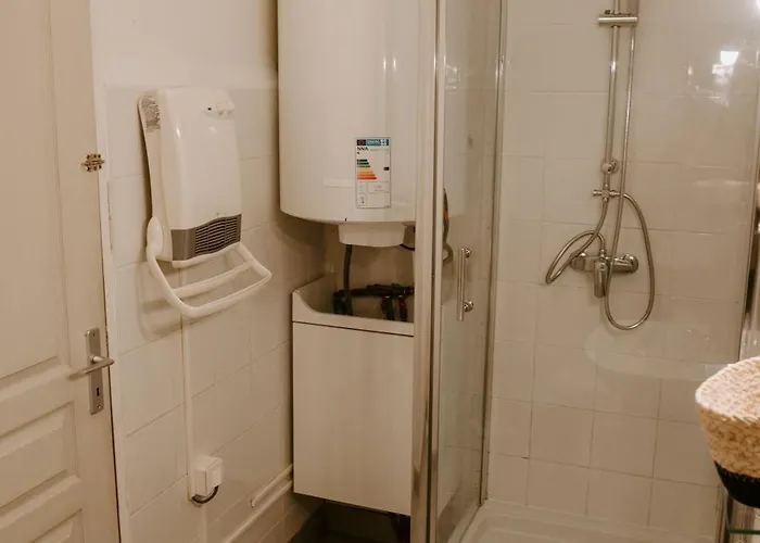 아파트 Studio De Plain-pied Avec Terrasse Et Jardin *